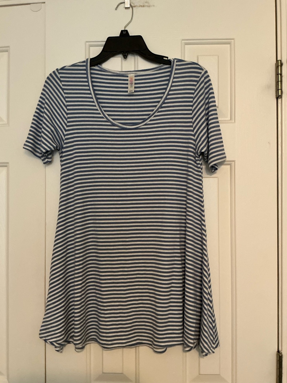 Lularoe XXS Blue & White Striped Stretchy Perfect T